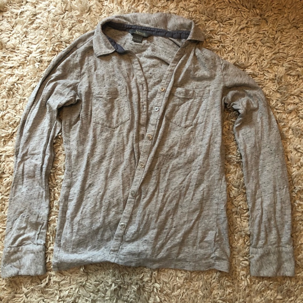 Button down top - Picture 2 of 2